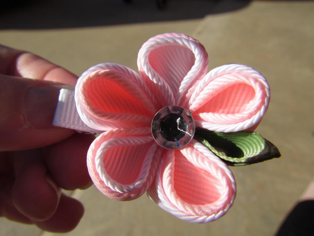 Kanzashi Flower Hair Clip/Bow